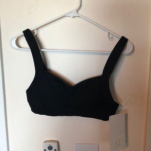 LULULEMON SPORTS BRA!!! 32C!! BRAND NEW WITH TAGS